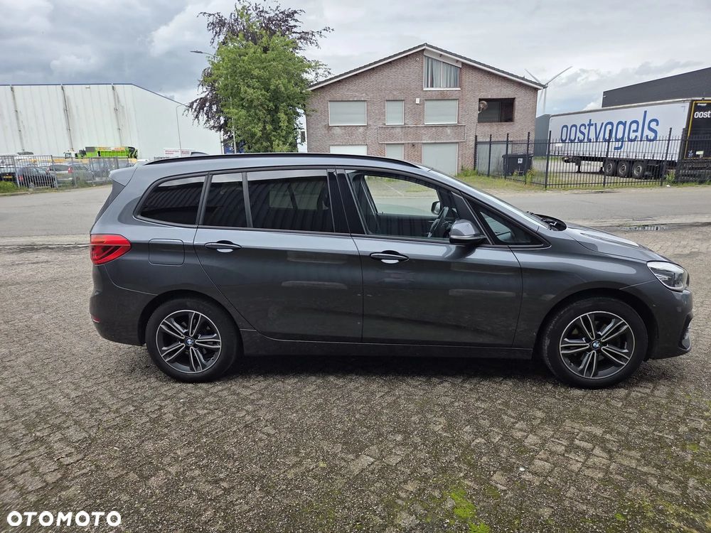 BMW Seria 2 216d GT Sport Line - 4