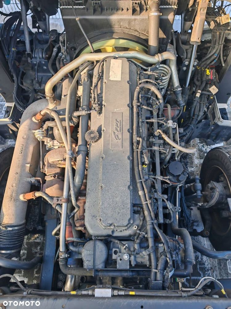 KOMPLETNY SILNIK IVECO S - WAY EURO 6 F3HFE601A*M LNG 460 KM - 1