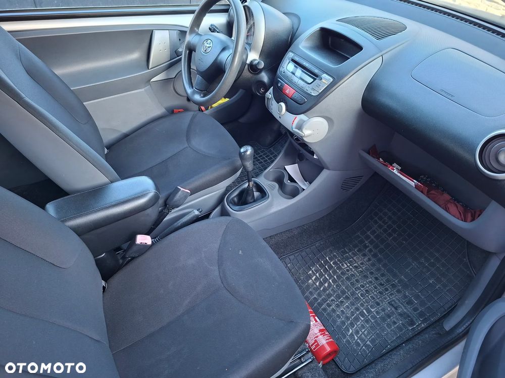 Toyota Aygo - 6