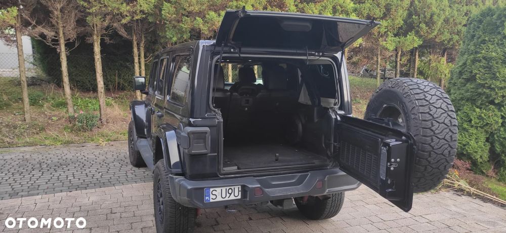 Jeep Wrangler - 5