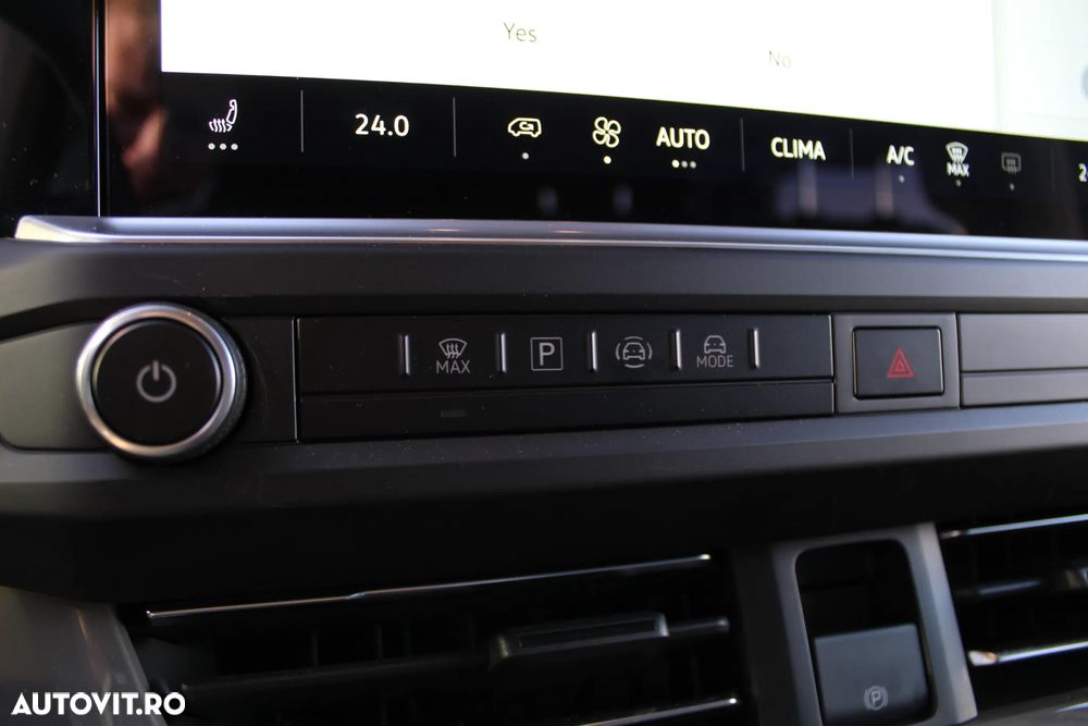 Volkswagen Caravelle - 16