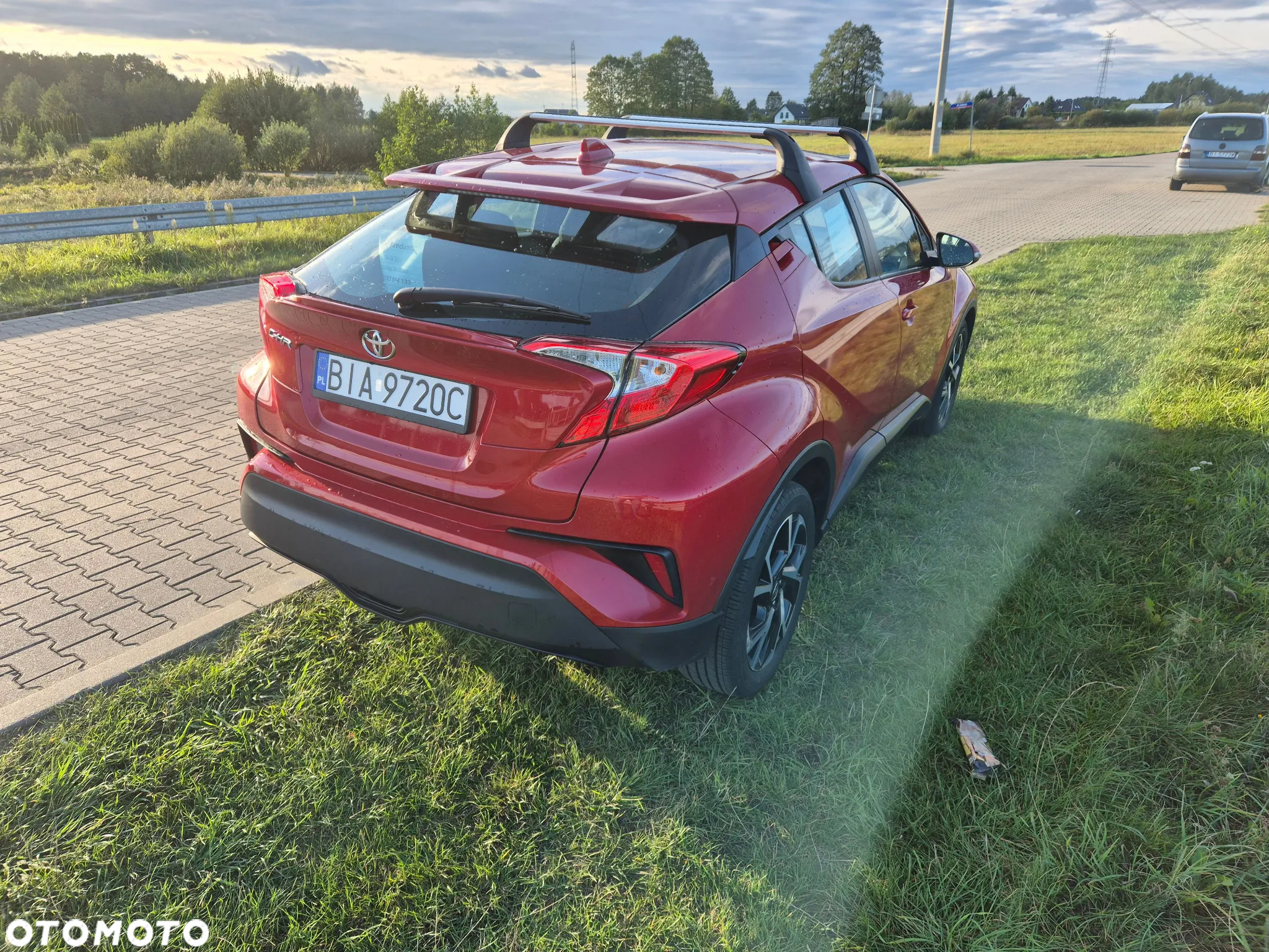 Toyota C-HR - 4