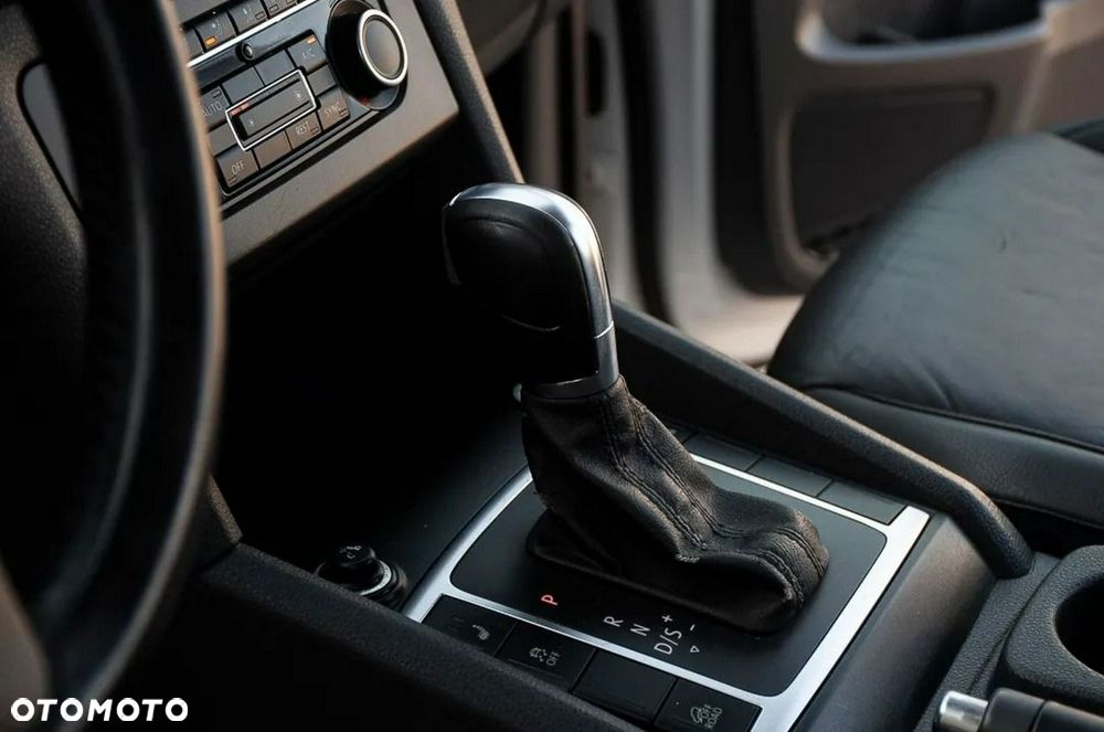 Volkswagen Amarok 2.0 BiTDI Autm Highline - 17