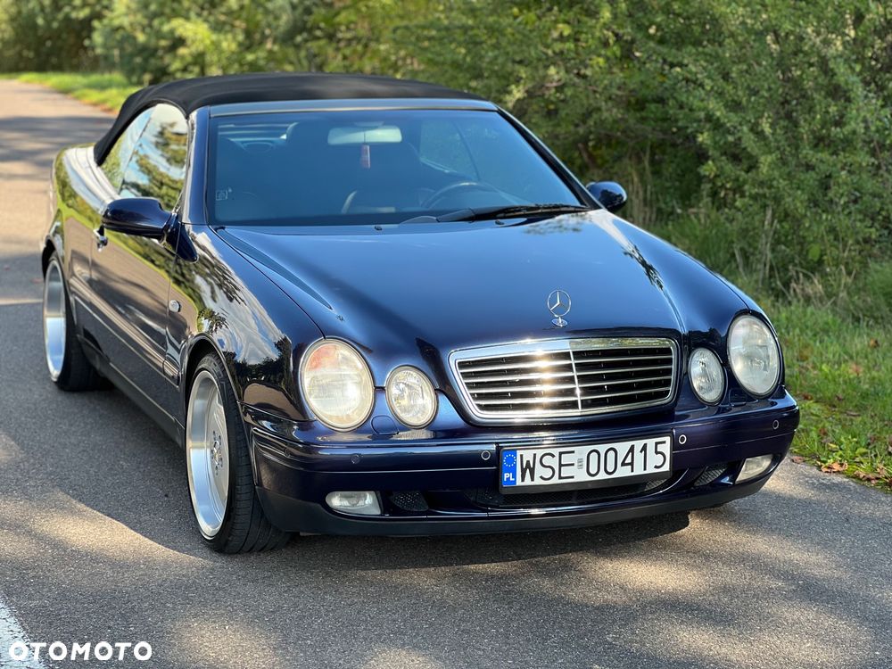 Mercedes-Benz CLK - 16