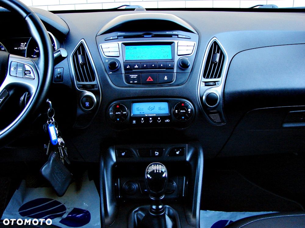 Hyundai ix35 1.6 2WD Fifa World Cup Edition - 23