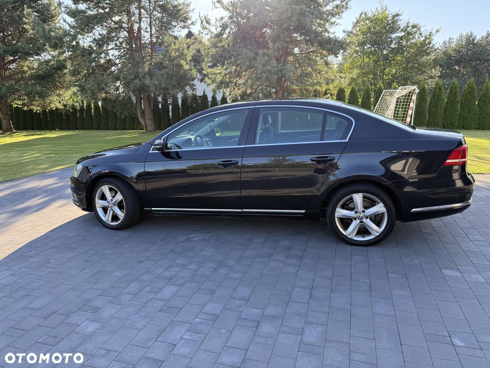 Volkswagen Passat - 8