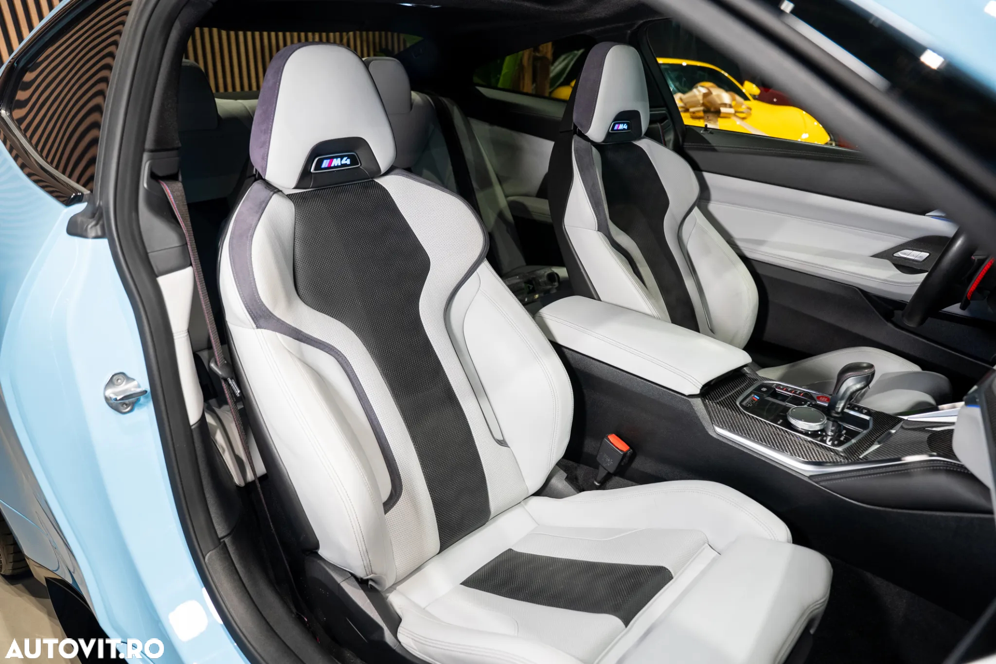 BMW M4 Competition AT - 32