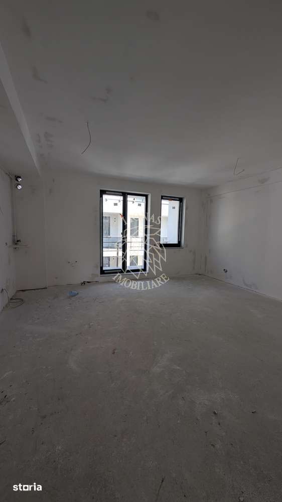 COMISION 0%! Apartament finisat 2 camere-balcon-etaj 1-Zona Zavoaie — fotografia 1