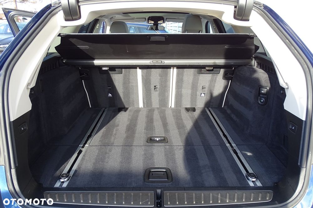 BMW Seria 5 520d Luxury Line - 25