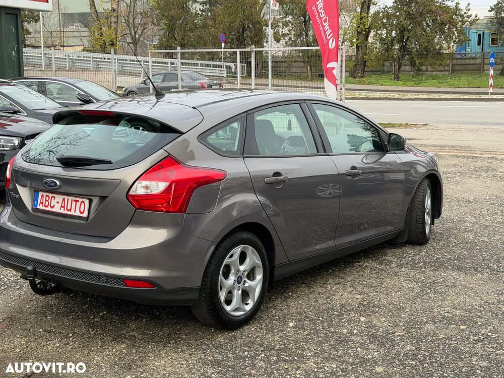Ford Focus - 6