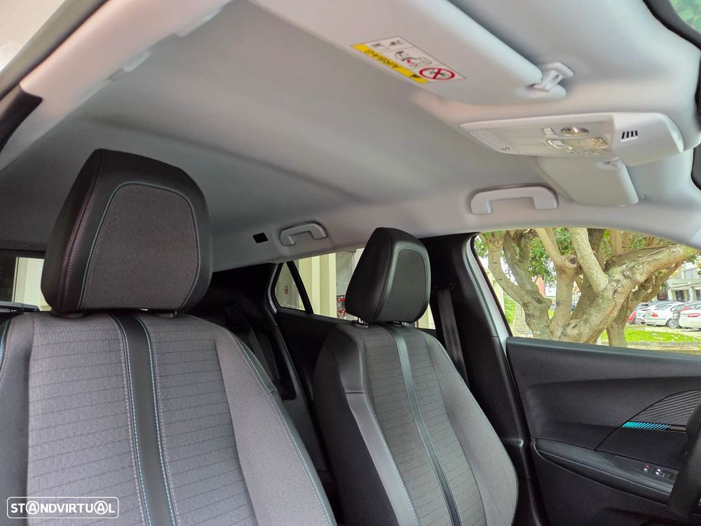 Peugeot 2008 PureTech 130 EAT8 Allure - 20