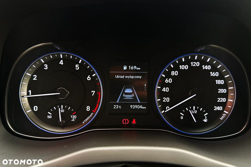 Hyundai Kona - 24