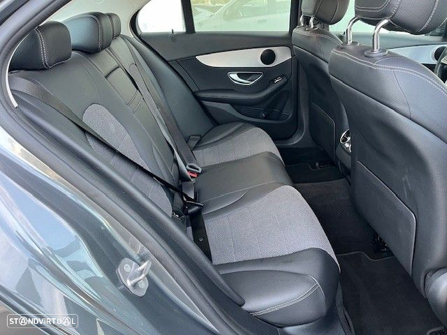 Mercedes-Benz C 200 - 9