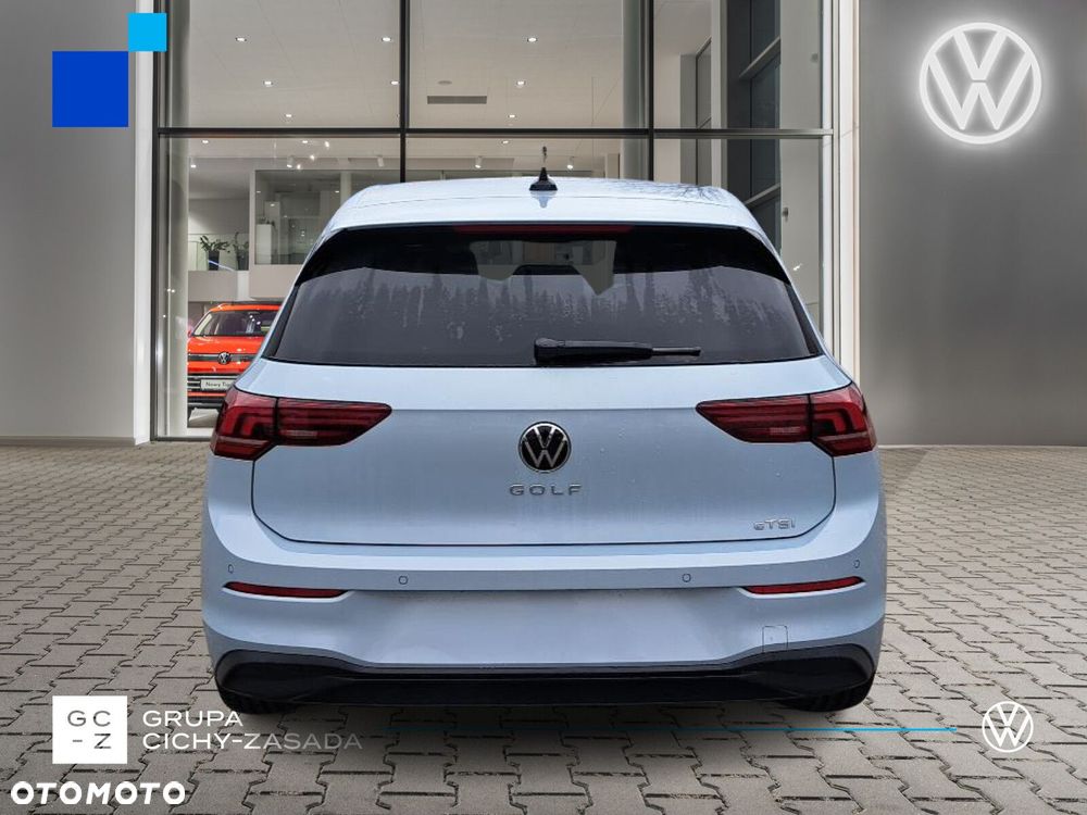 Volkswagen Golf - 4