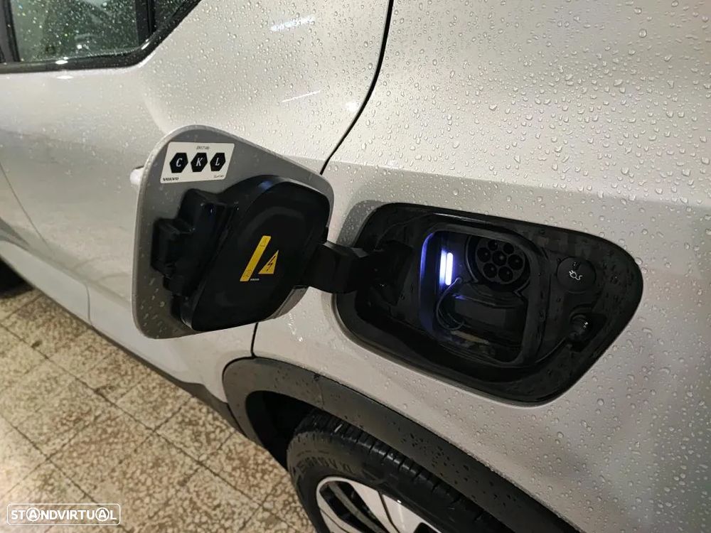 Volvo XC 40 Recharge Plus - 11