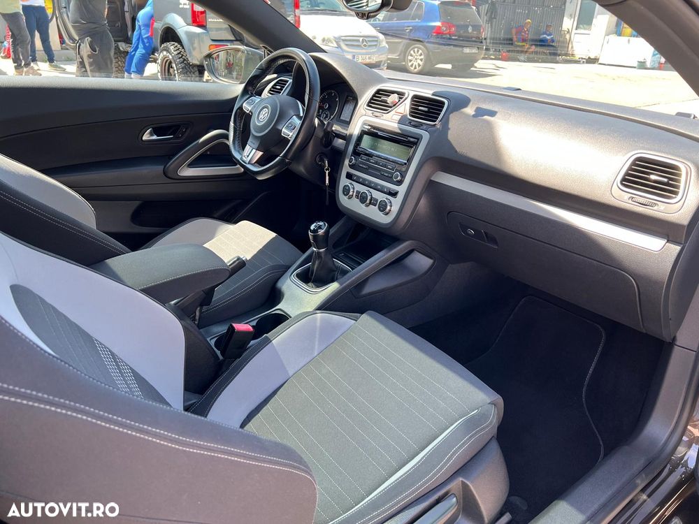 Volkswagen Scirocco 2.0 TDI Life - 8