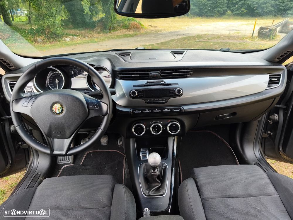 Alfa Romeo Giulietta 1.6 JTDM Distinctive - 20