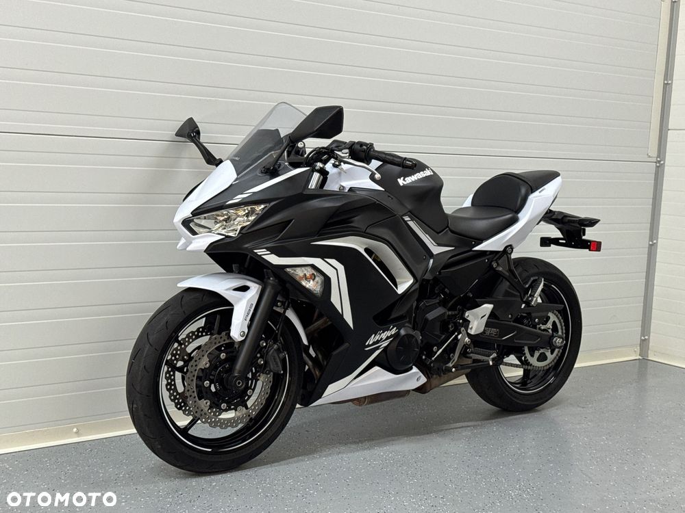Kawasaki Ninja - 11