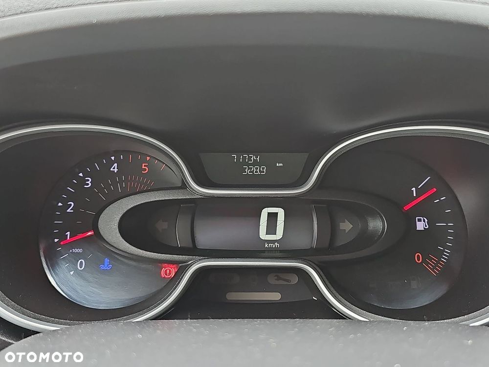 Renault trafic - 10