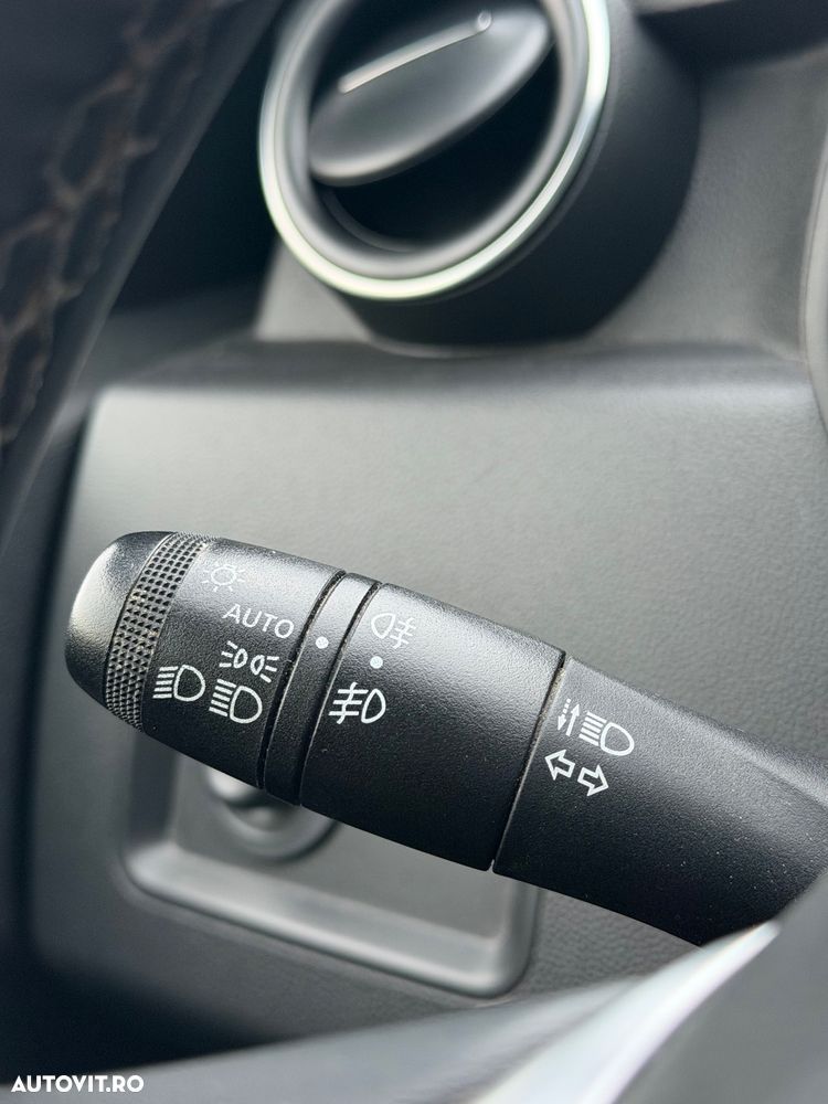 Dacia Duster 1.5 dCi EDC Prestige jante 17" - 37