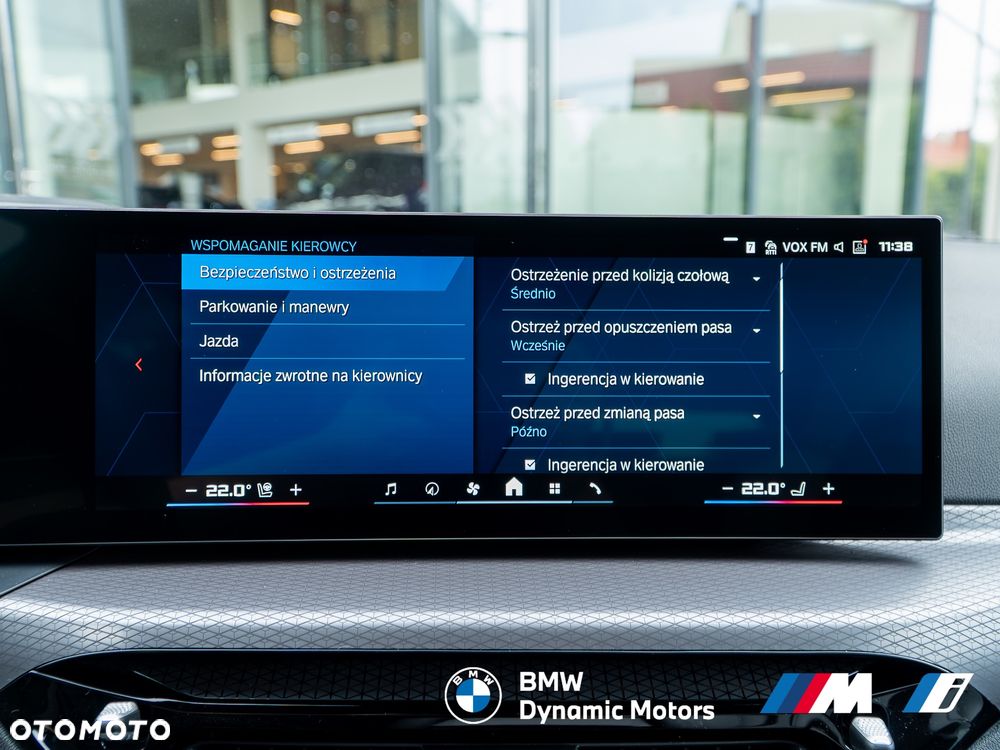BMW M3 Competition M xDrive - 36