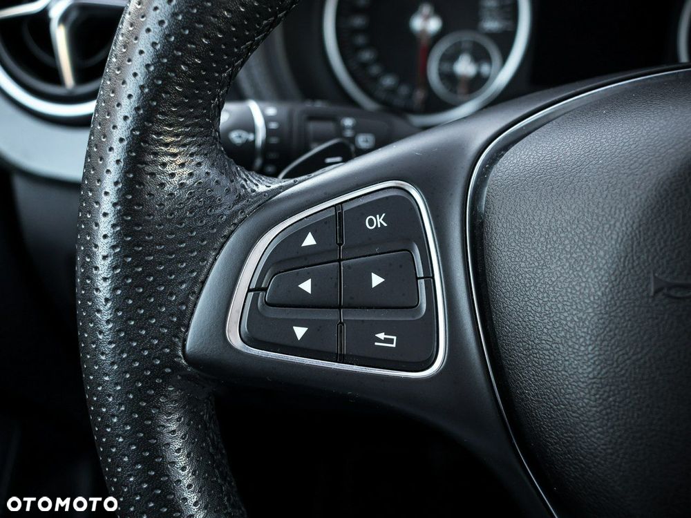 Mercedes-Benz Klasa B 180 (BlueEFFICIENCY) 7G-DCT - 24