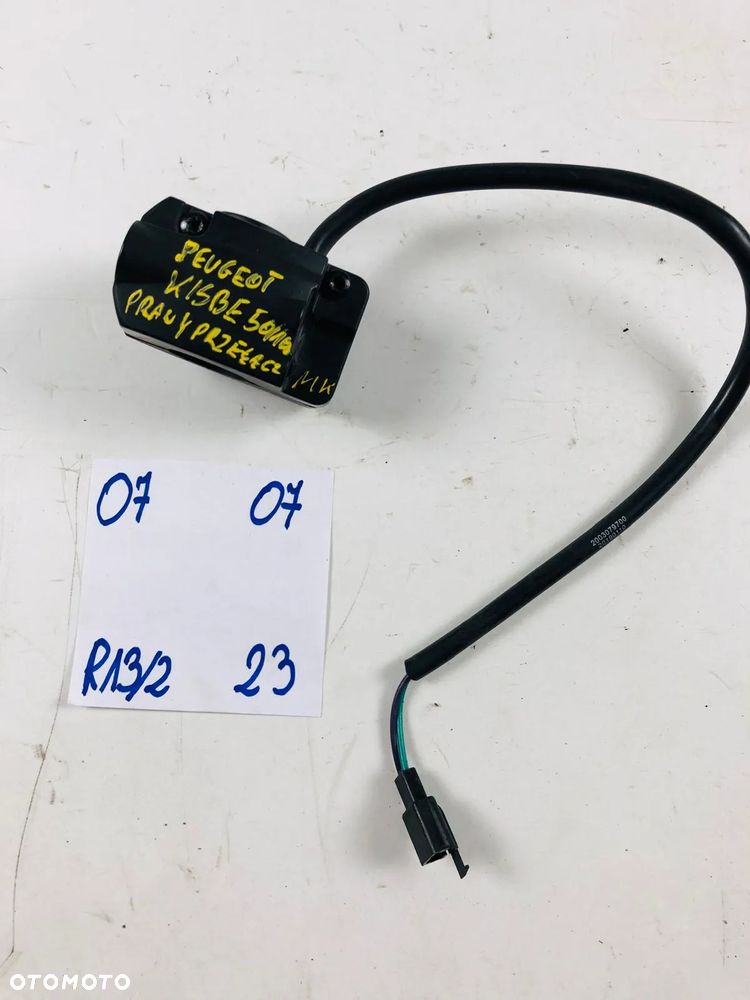 Peugeot Kisbee 50 18- Prawy Przełącznik - 2