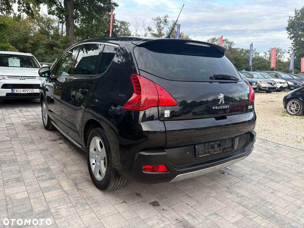 Peugeot 3008 Hybrid4 - 9