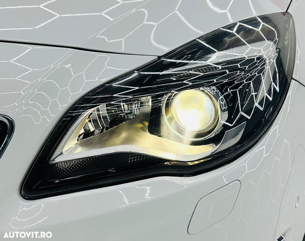 Opel Insignia 2.0 CDTI ecoFLEX Start/Stop Sport - 10