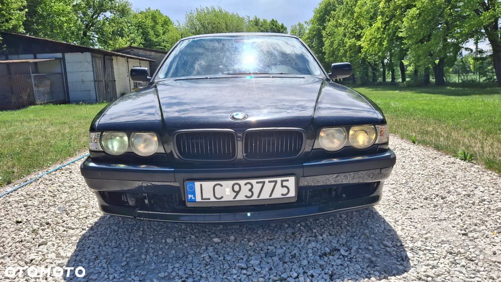 BMW Seria 7 740d - 26