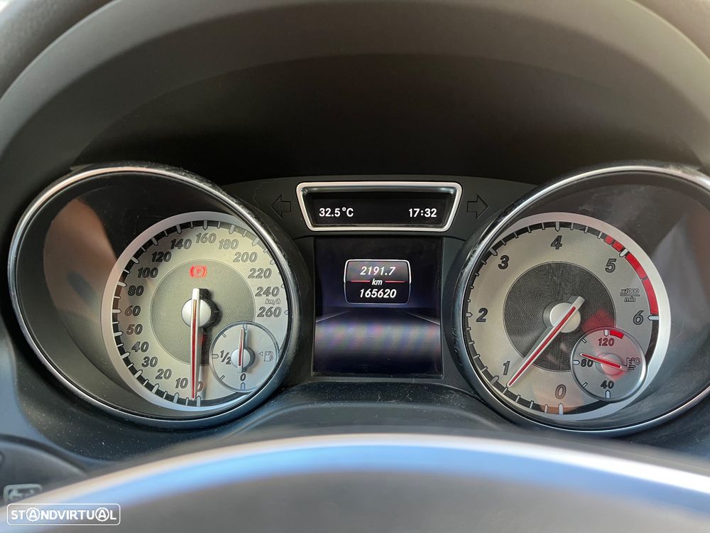 Mercedes-Benz GLA 180 CDI - 14