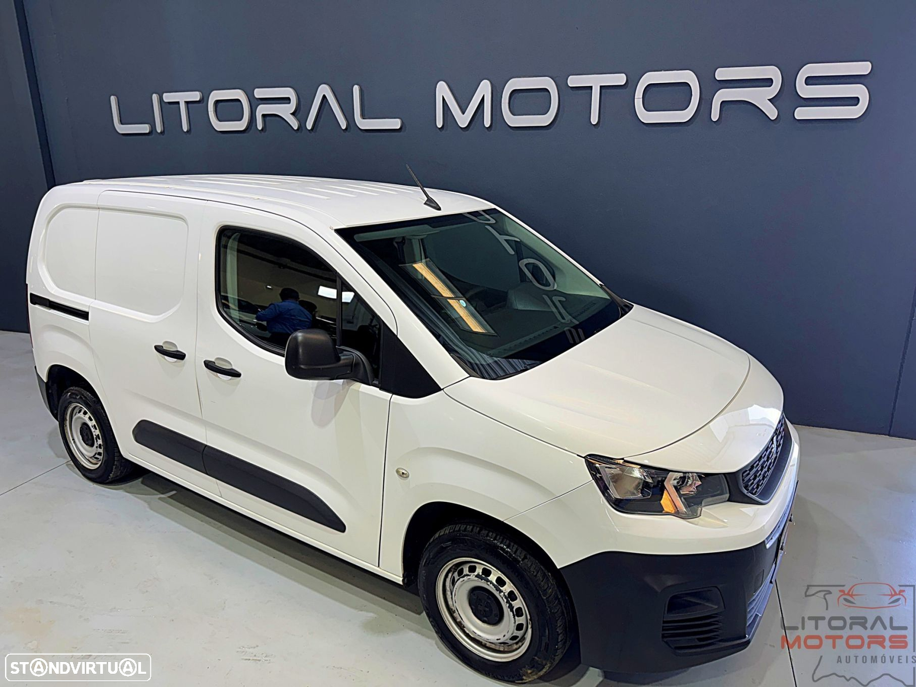 Peugeot Partner 1.5 BlueHDi Premium Standard - 2