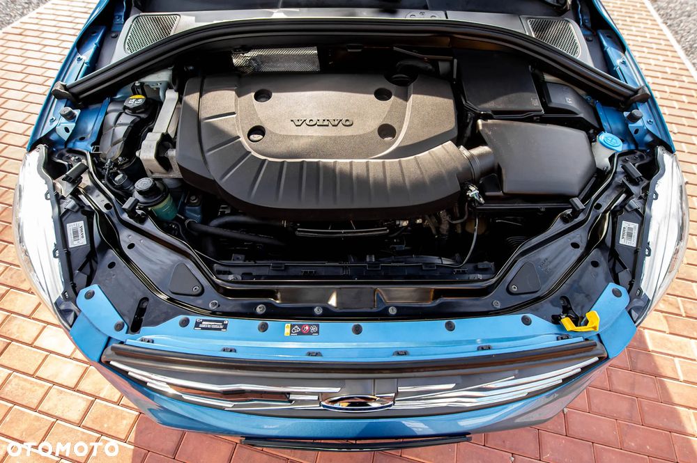 Volvo XC 60 D4 AWD Geartronic Momentum - 16