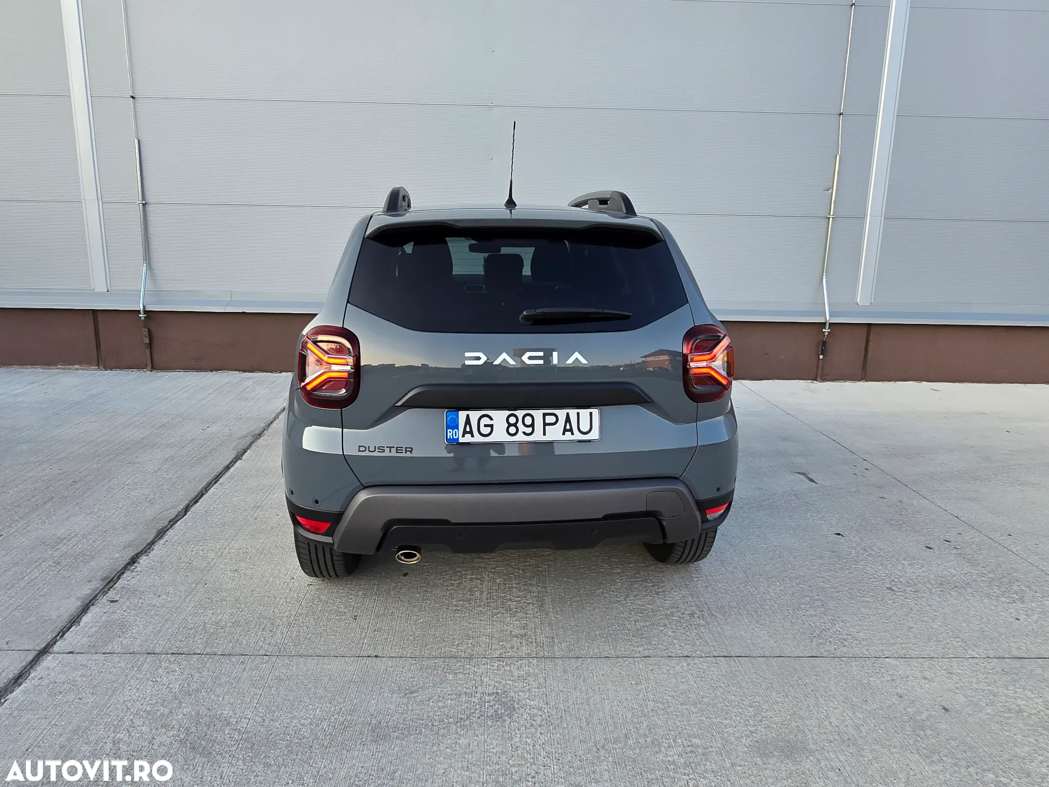 Dacia Duster ECO-G 100 Journey+ - 17