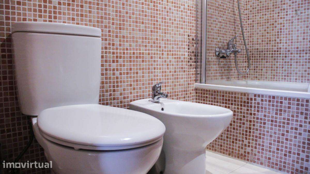 Apartamento com 1 quartos - localizado em Princípe Real Lisbon - Grande imagem: 2/14