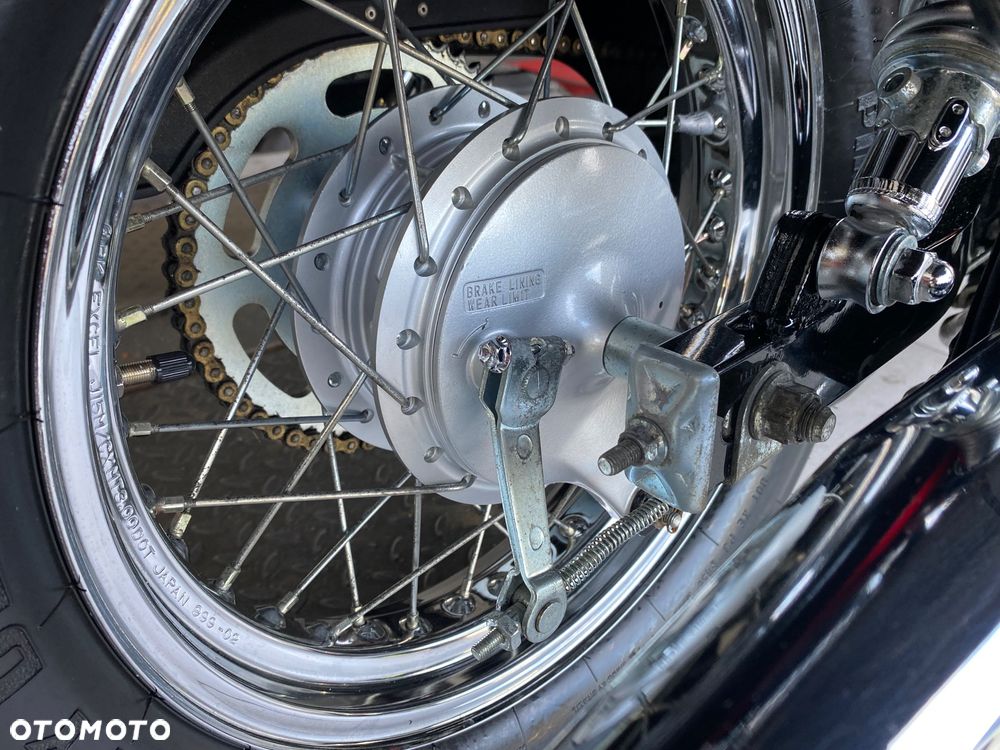 Suzuki Intruder - 23