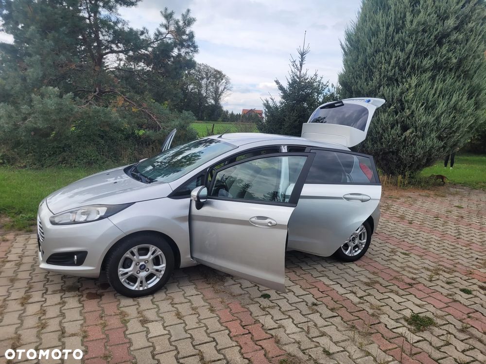 Ford Fiesta - 11