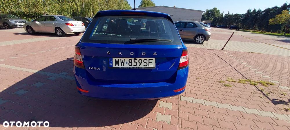 Skoda Fabia 1.0 Ambition Plus - 4