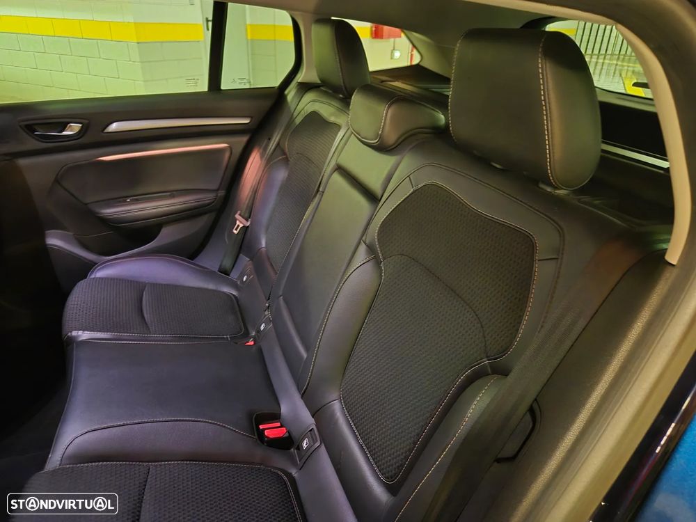 Renault Mégane Sport Tourer ENERGY dCi 110 EDC BOSE EDITION - 32