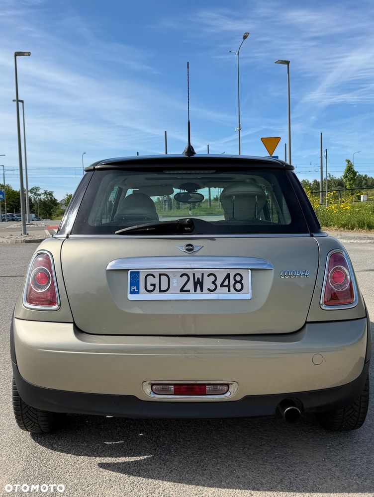 MINI Cooper Standard - 6