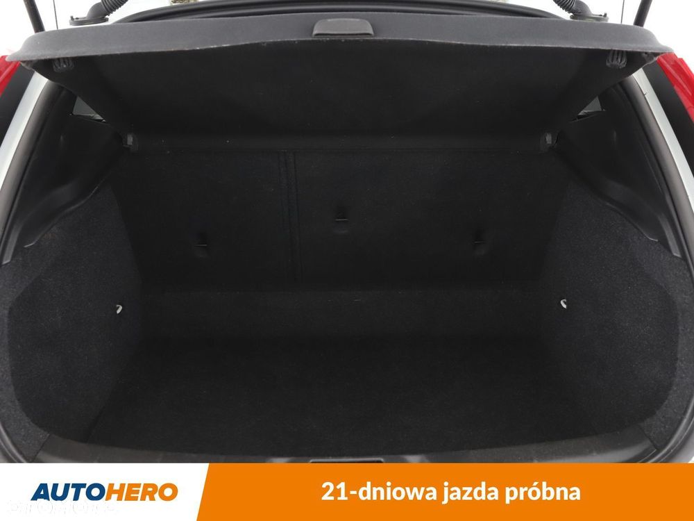 Volvo V40 D2 Kinetic - 18