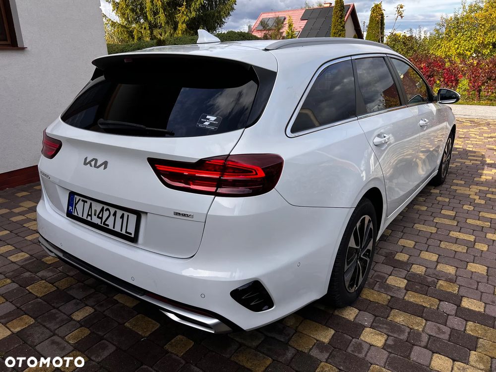 Kia Ceed 1.6 GDI DCT OPF Spirit - 13