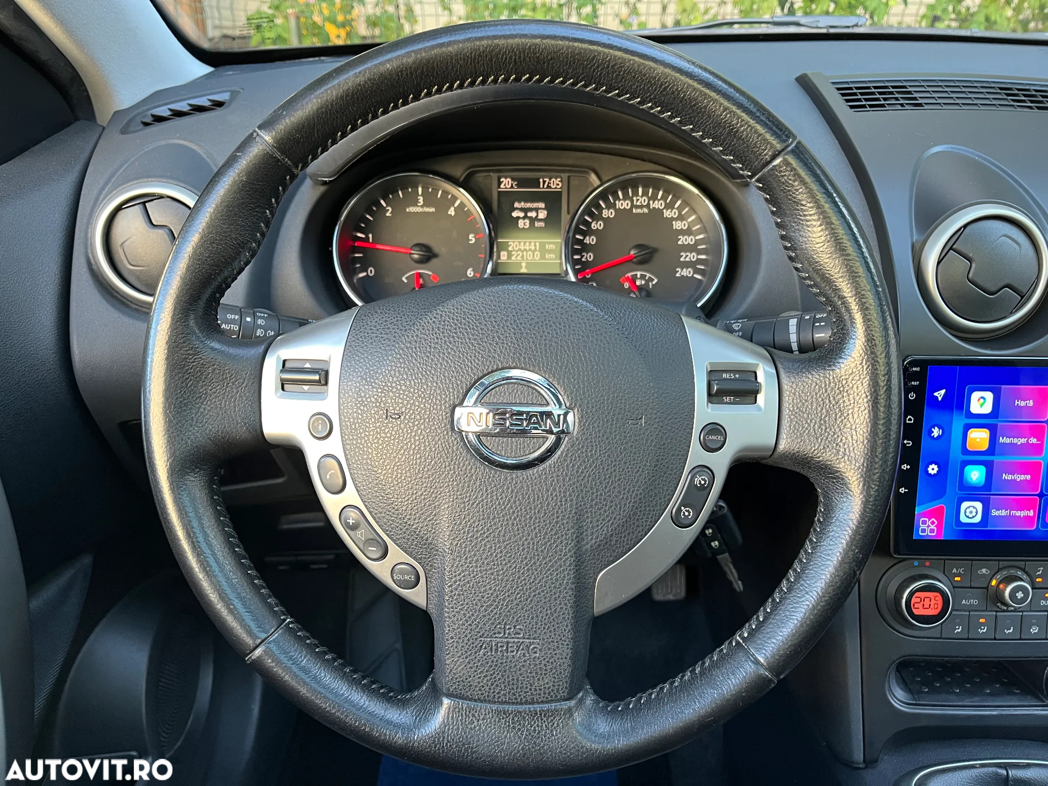 Nissan Qashqai+2 - 17