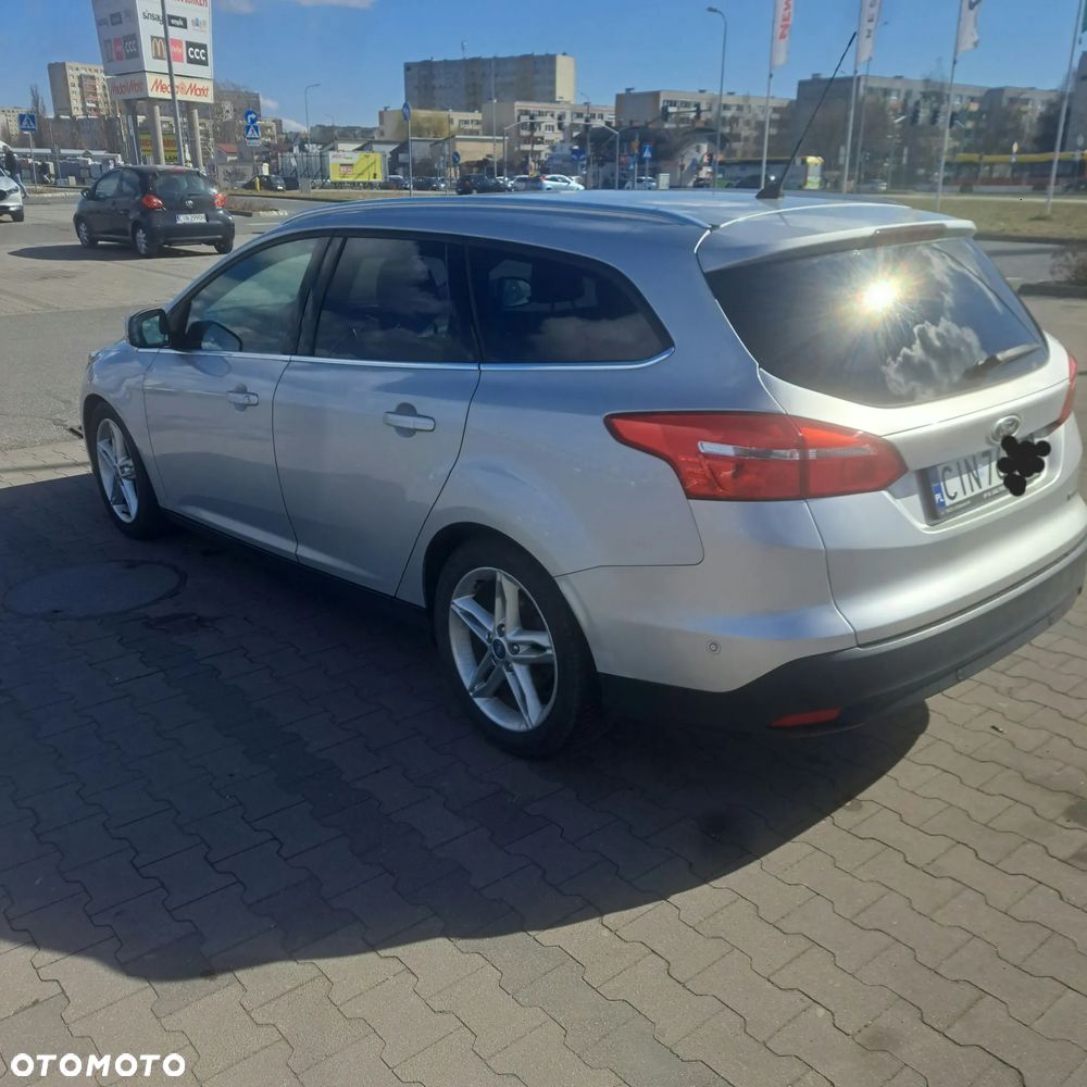 Ford Focus 1.0 EcoBoost Titanium - 8