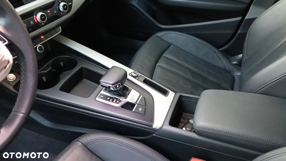 Audi A4 Avant 2.0 TDI S tronic - 24