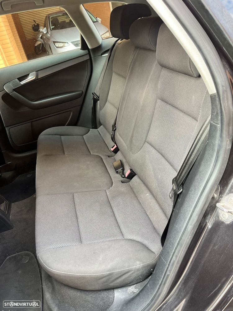 Audi A3 Sportback 1.6 TDI Attraction - 8