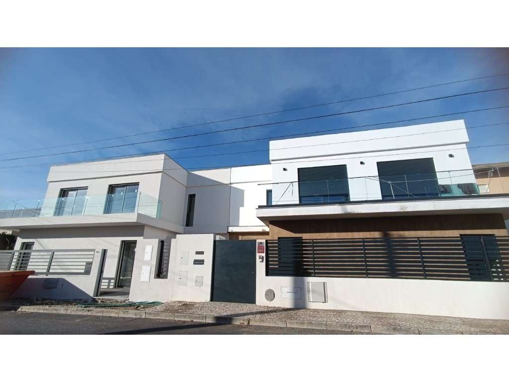 Magnifica Moradia T3 - Cascais - São Domingos de Rana - Grande imagem: 2/28