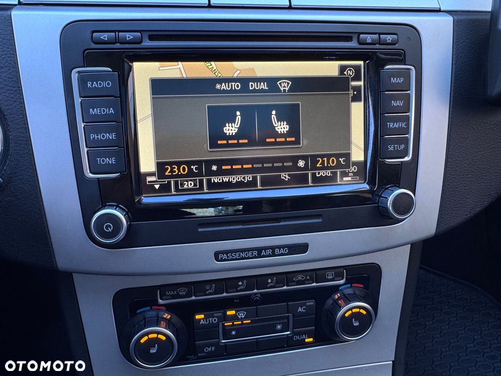 Volkswagen Passat CC 2.0 TDI BlueMotion Technology Exclusive - 23