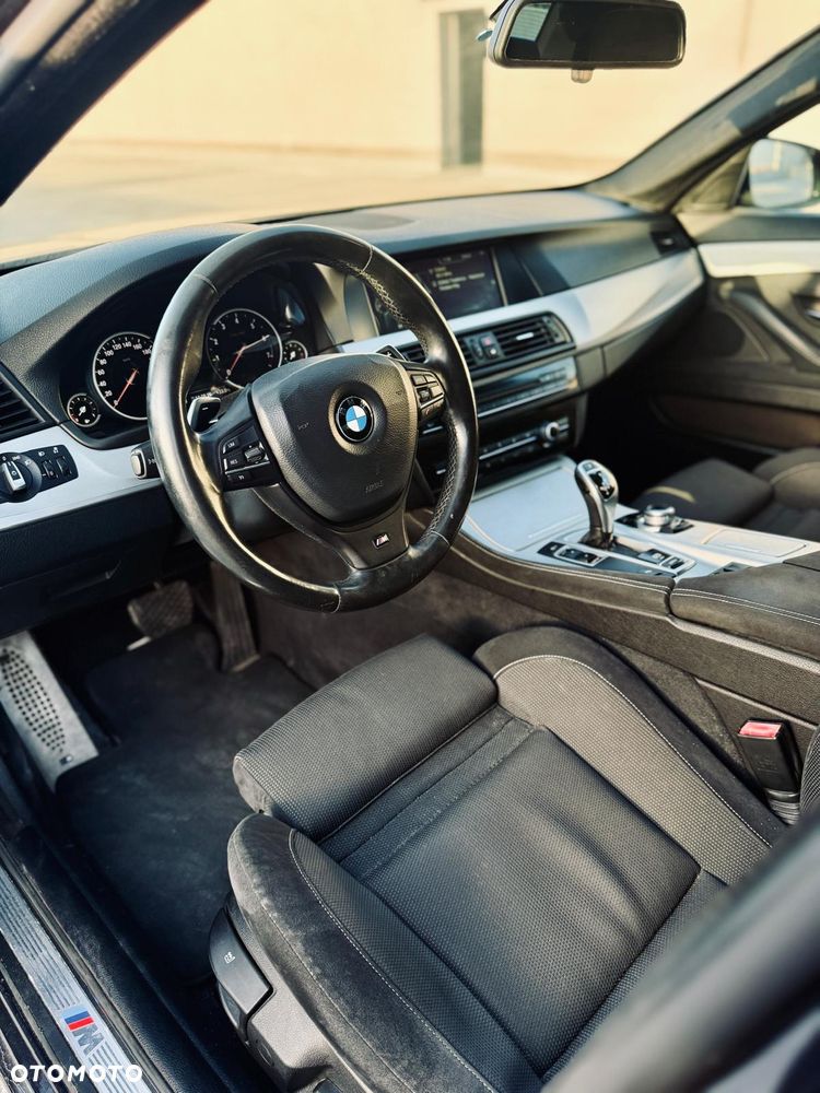 BMW Seria 5 520i Luxury Line - 9