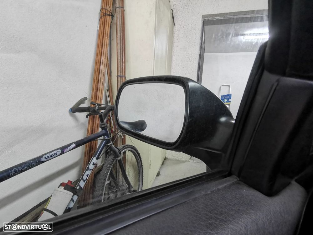 Nissan Primera Hatchback 1.6 LX + - 14